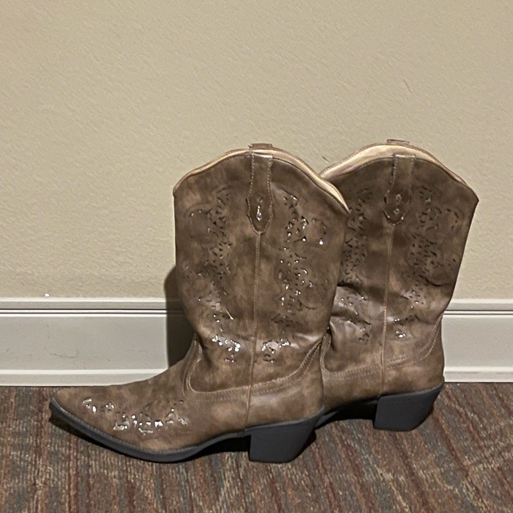 ROPER WOMEN COWBOY BOOTS.